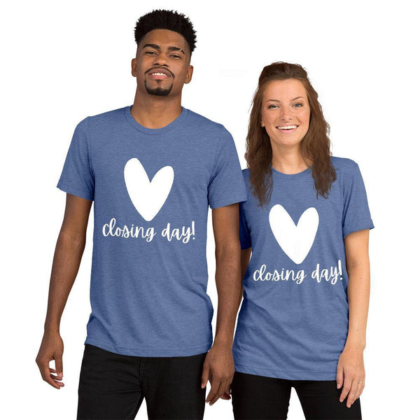 Heart Closing Day - Short sleeve t-shirt - Real Estate Investor Gear